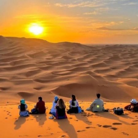 Sunset Desert Camp Hotel เมอร์ซูกา ภายนอก รูปภาพ
