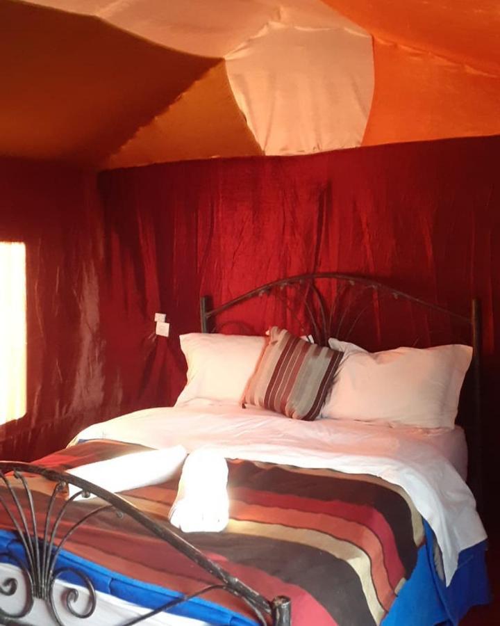 Sunset Desert Camp Hotel เมอร์ซูกา ภายนอก รูปภาพ
